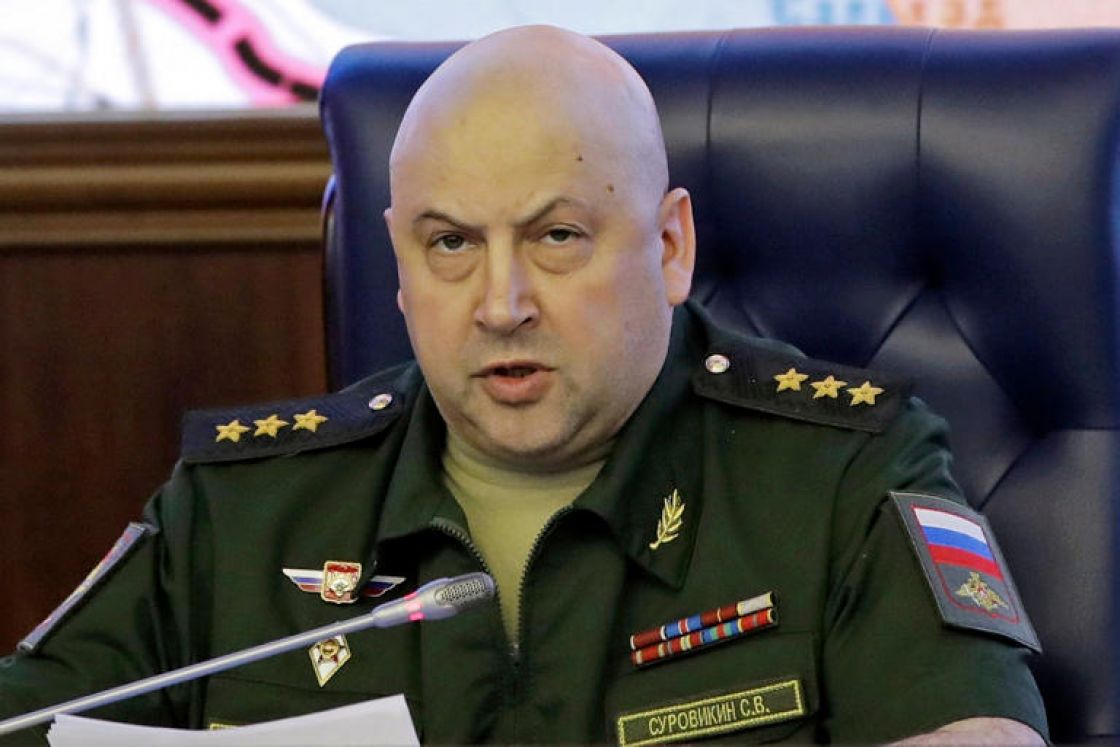 قاد معارك ضد «داعش» في سورية: تعيين سوروفكين قائداً للقوات المشتركة بأوكرانيا