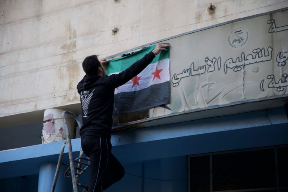 إعادة كتابة التاريخ... بين الجهل والتوظيف السياسي