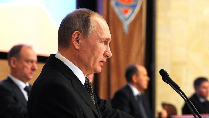 بوتين: الحرب ضد التنظيمات الإرهابية ستستمر بكل حزم حتى مع الهدنة