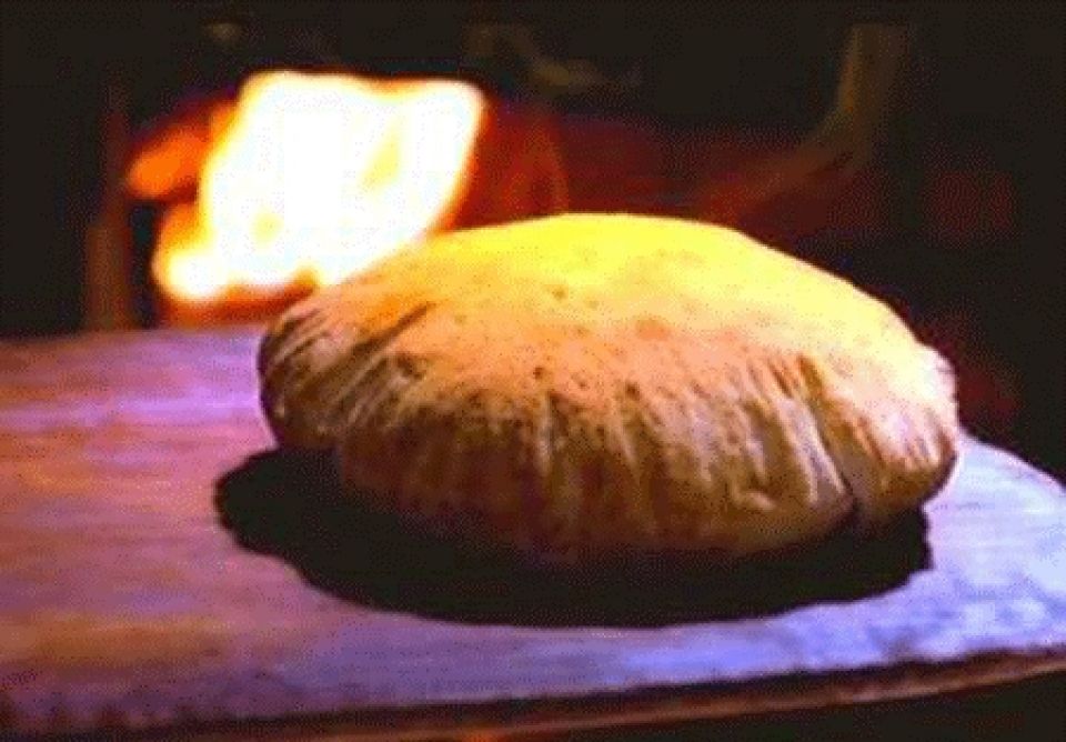 عزيزي.. رغيف الخبز!