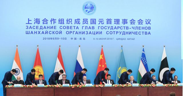 معالم في التوازن الدولي والتحالفات منذ 2013