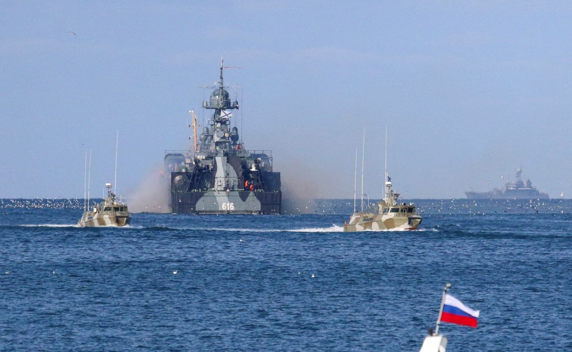 الدفاع الروسية تعلن تعليق حركة المرور عبر ممر الحبوب الأمني (بالبحر الأسود)