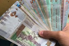 العملة السودانية تعود للتدهور