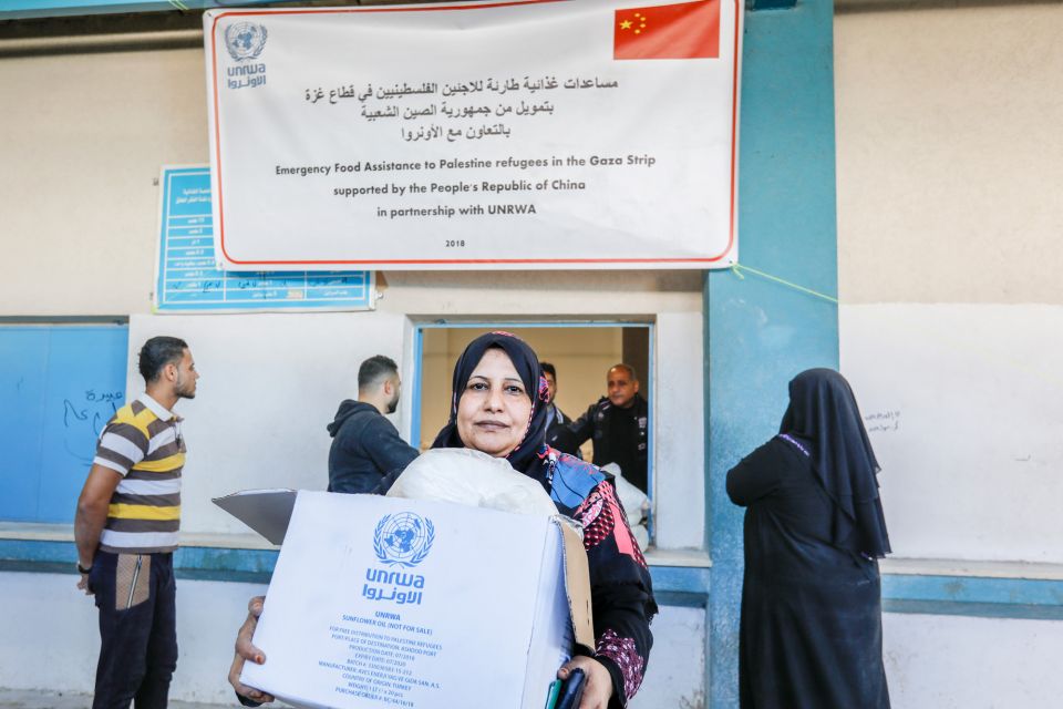 الصين تقدم مساعدات إنسانية عاجلة لفلسطين