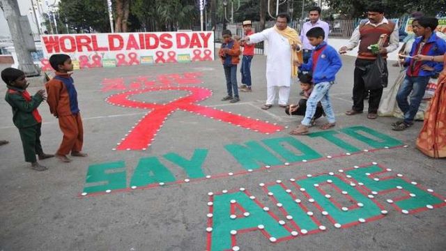 ستة أوهام عن فيروس نقص المناعة