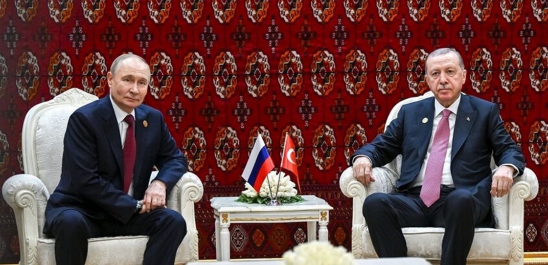 بوتين وأردوغان يناقشان الوضع في سوريا ضمن قضايا دولية وإقليمية