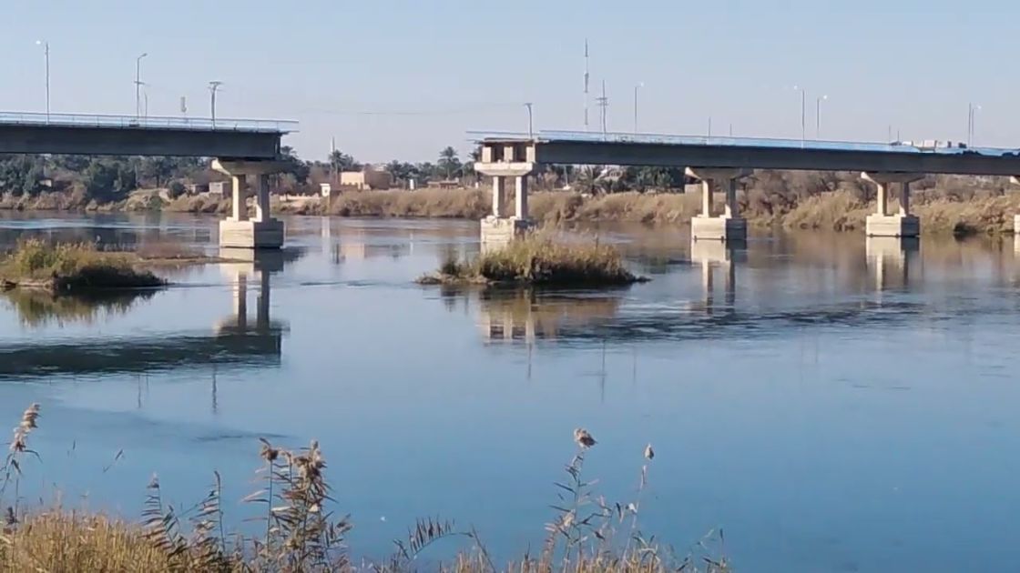 جسر البوكمال.. شريان اقتصادي وخدمي مهمل ومنسي!