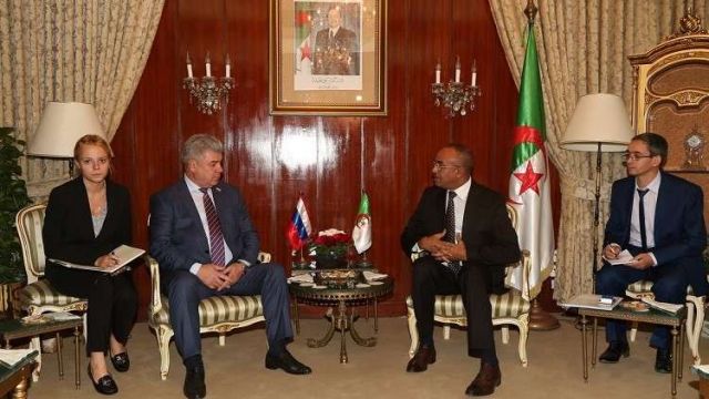 مشروع عسكري جديد بين الجزائر وروسيا