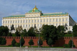 روسيا تحذر من التقارير المضللة بشأن ضرباتها في سورية