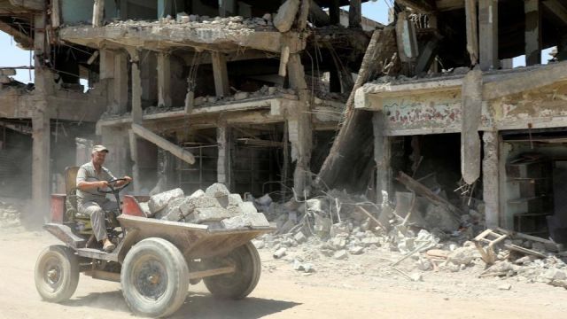 لندن: على إيران لعب دور أكثر إيجابية في الشرق الأوسط