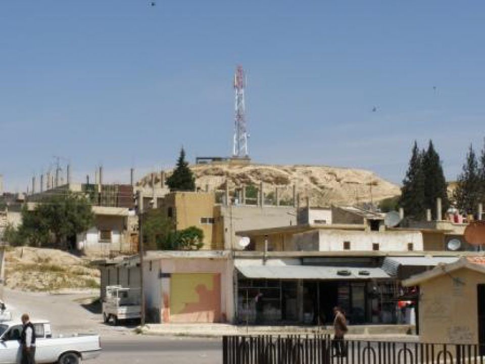 أم التين قرية منسية بمحافظة حمص