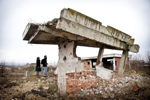 ملف إعادة إعمار سورية (13): كوسوفو... (السلام الليبرالي) و(ديمقراطية) الناتو!