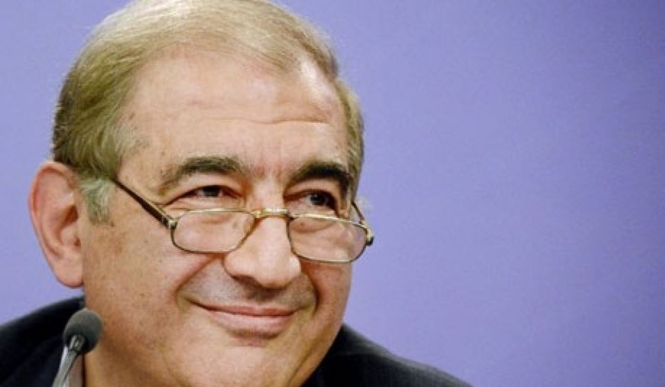 في حوار مع إذاعة «شام إف إم» د. قدري جميل:  المكاشفة بالحقيقة مع الشعب هي الأفضل..