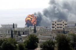 اشتباكات بعين العرب وغارات جديدة للتحالف