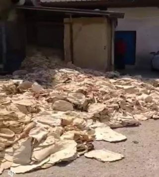 قراران متناقضان بغضون ساعات وتخبط حكومي: "إلغاء" توطين الخبز ثم "إلغاء الإلغاء"!