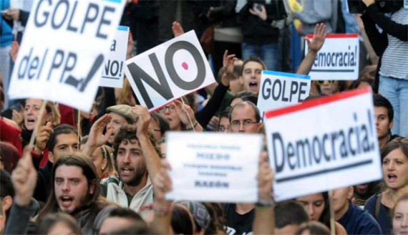 آلاف الإسبان يتظاهرون احتجاجاً ضد سياسات التقشف