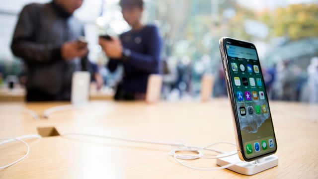 شركات التأمين ترفض تغطية سرطان الهواتف المحمولة