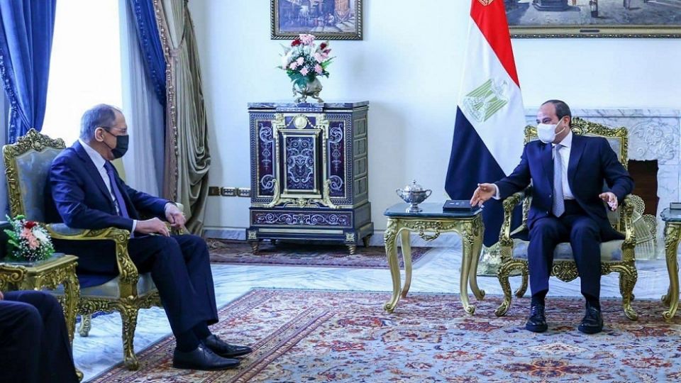 لافروف يجتمع اليوم مع السيسي وغداً إلى طهران