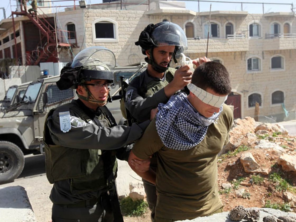 مواجهات مع الاحتلال واعتقالات في الضفة الغربية