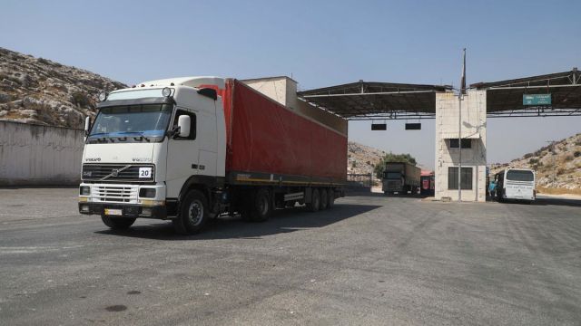 افتتاحية قاسيون 1025: المعابر بين الإنساني والسياسي