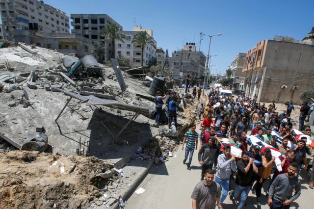 إذاعة فلسطينية: لا مرور لأيّ جريح فلسطيني من معبر مرفح مع مصر حتى صباح الإثنين