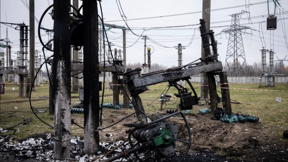 هجمات مسلحة تستهدف الشبكة الكهربائية الأمريكية