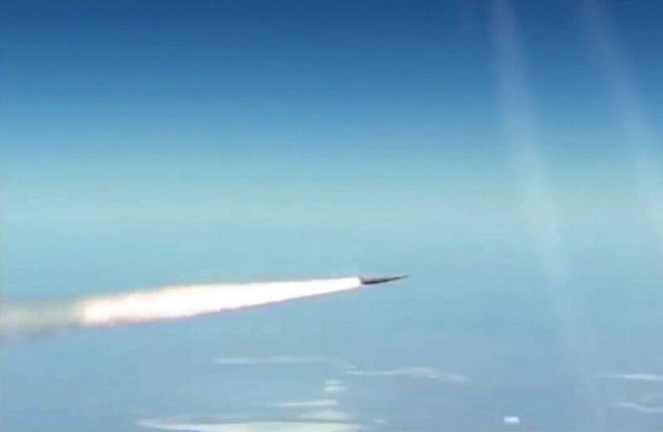 روسيا تضرب بصواريخ كينجال فرط الصوتية مواقع عسكرية حساسة بأوكرانيا