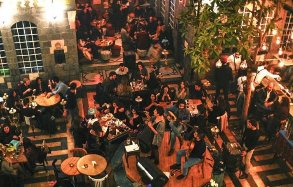 محافظة دمشق تتراجع عن قرار إغلاق وتشميع مطاعم باب شرقي