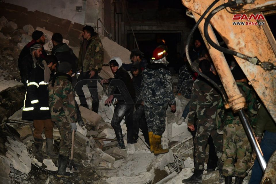 حرستا: مقتل مسنّ بانهيار مبنى يذكّر بإهمال «الآيلة للسقوط» بريف دمشق