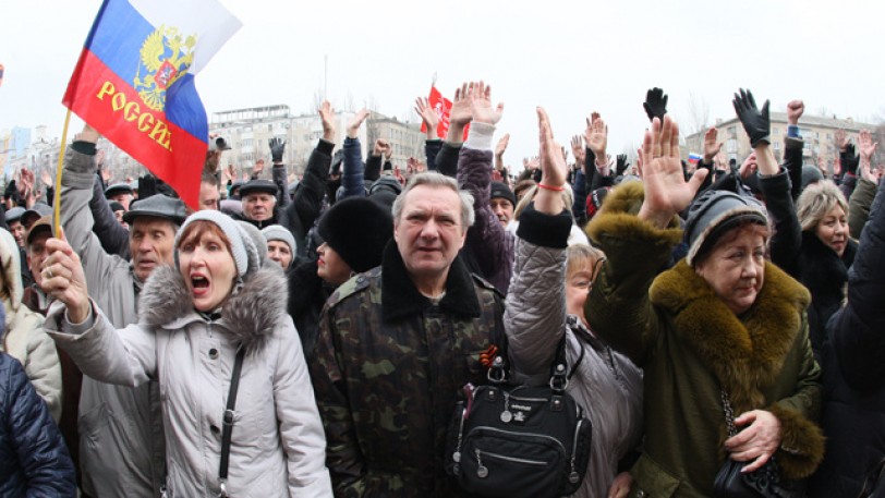 آلاف الأوكرانيين يحتجون على تعيين أغنى رجال الأعمال حكاما للمقاطعات