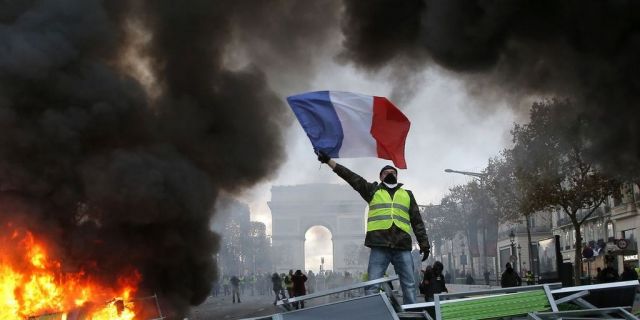 شعوب مشاغبة!