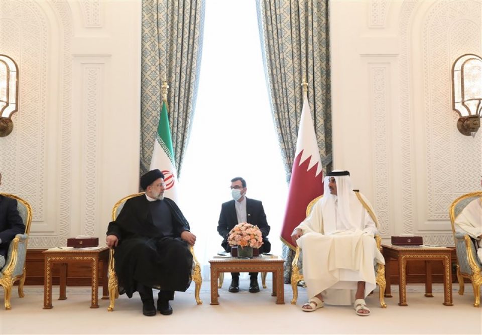 الرئيس الإيراني في قطر وسيحضر قمة الدول المصدّرة للغاز