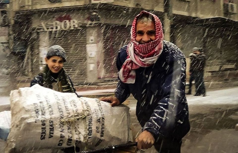 في ريف دمشق..جوع وبرد وأمراض وسرقة «المساعدات الإنسانية» تعمّق الكارثة