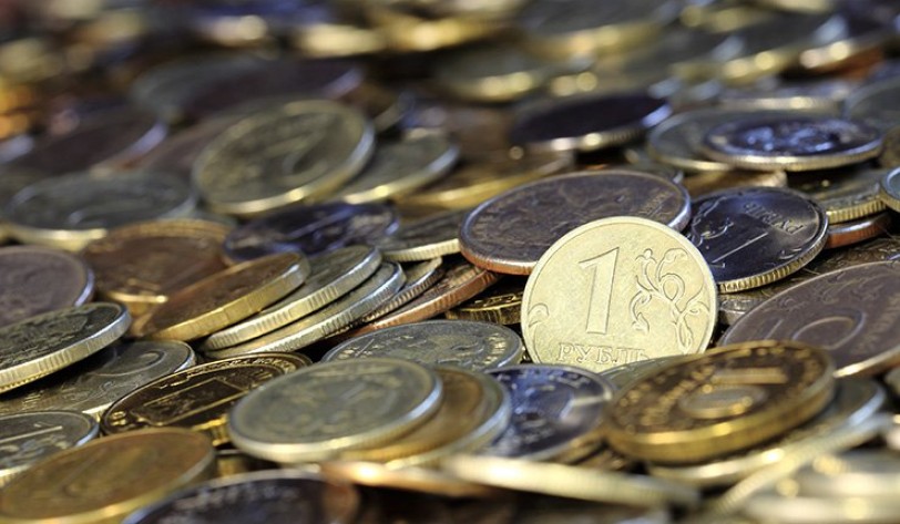 الصين تدعم الروبل