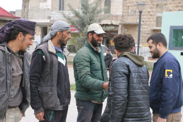 بصراحة دور القيادة النقابية رفع سقف المطالب ودفعها لا كبحها