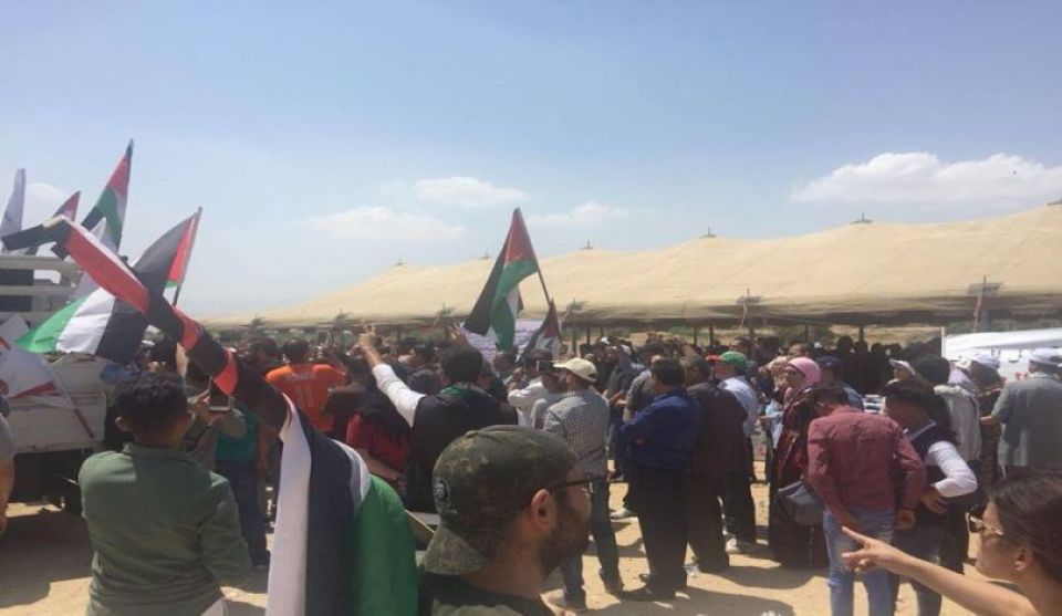 احتشاد آلاف الأردنيين قرب الحدود لمحاولة الدخول إلى فلسطين المحتلة
