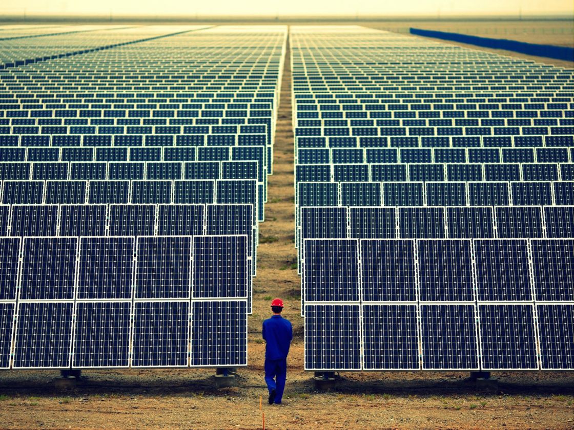 الصين تبني محطة شمسية بـ200 ميغاواط في إيران