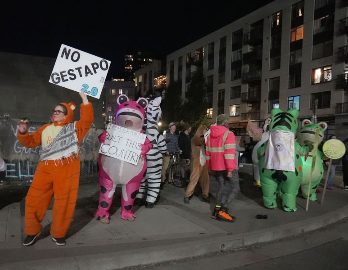 السخرية في مواجهة القوة والسلطة