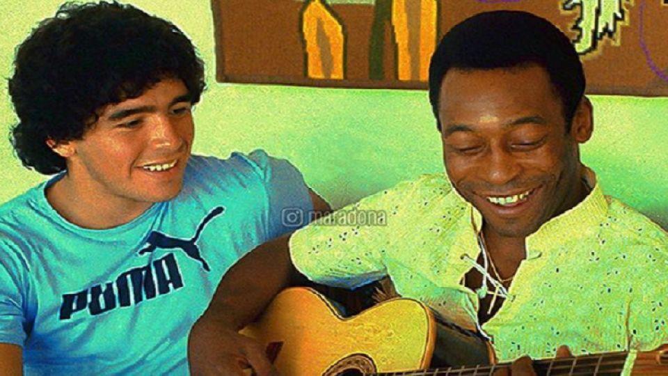 صورة عمرها 40 عام لمارادونا وبيليه