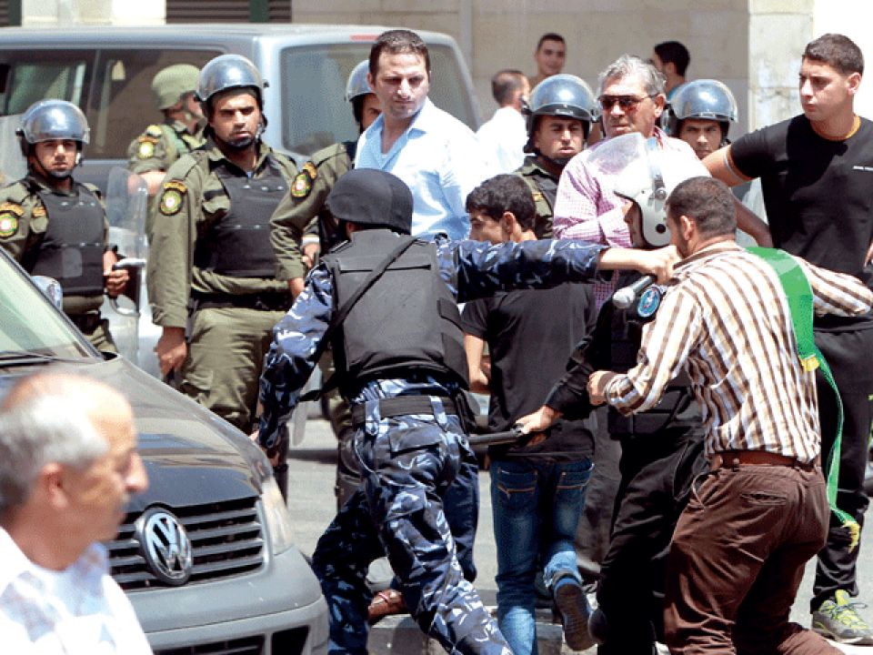 الأجهزة الأمنية لسلطة أوسلو تعتقل أسرى محرَّرين ونشطاء من جنين