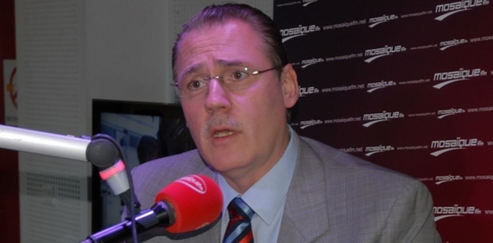 الإلحاح على التلويح بورقة محروقة..