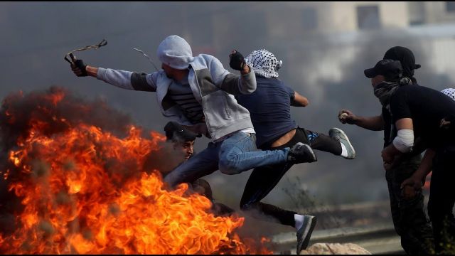 خيارات الكيان محدودة ومستقبله بقبضة الفلسطينيين