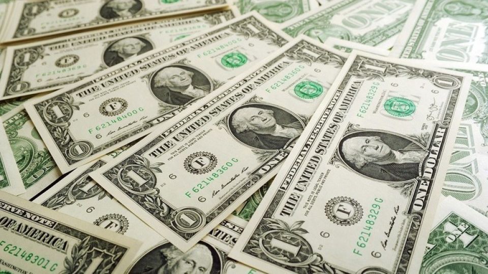 بيانات جديدة حول التقليص الروسي للتعامل بالدولار