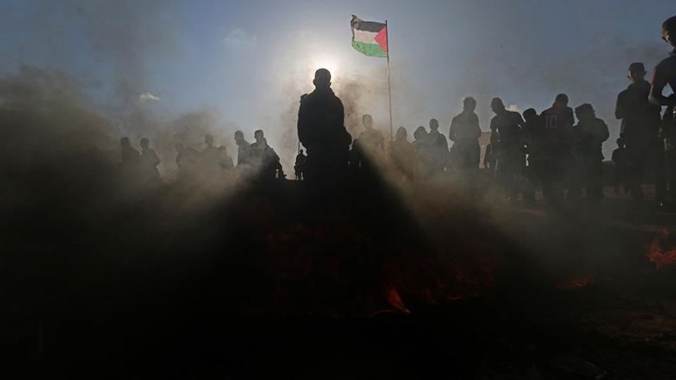شهيد وعشرات الجرحى في مسيرات العودة