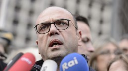 إيطاليا تسعى إلى عودة روسيا لمجموعة الدول الصناعية الكبرى