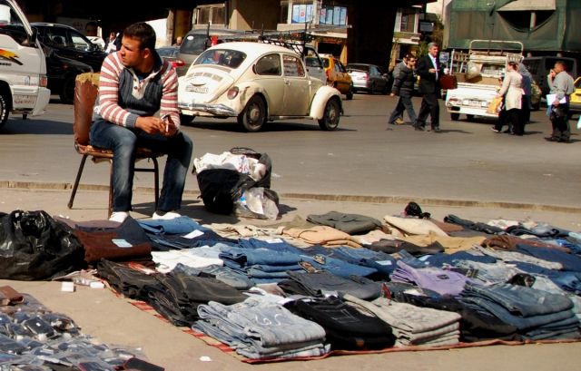 تعددت الأشكال.. والاستغلال واحد..