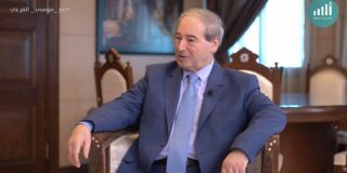 المقداد: &laquo;عندما تردّ الصواريخ السورية قد تصيب الطيران المدني... ولذلك لا ننفعل&raquo;