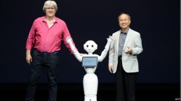 ابتكار ربوت جديد يتعرف على المشاعر الإنسانية