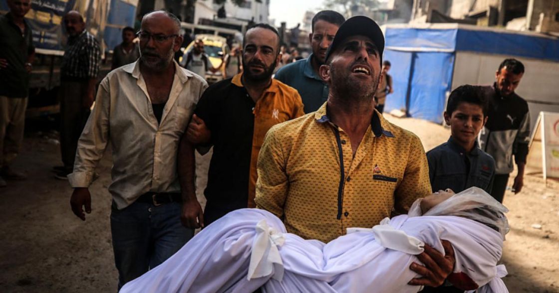 19 شهيداً وعشرات الإصابات في مجزرتين متتاليتين للاحتلال شرق غزة