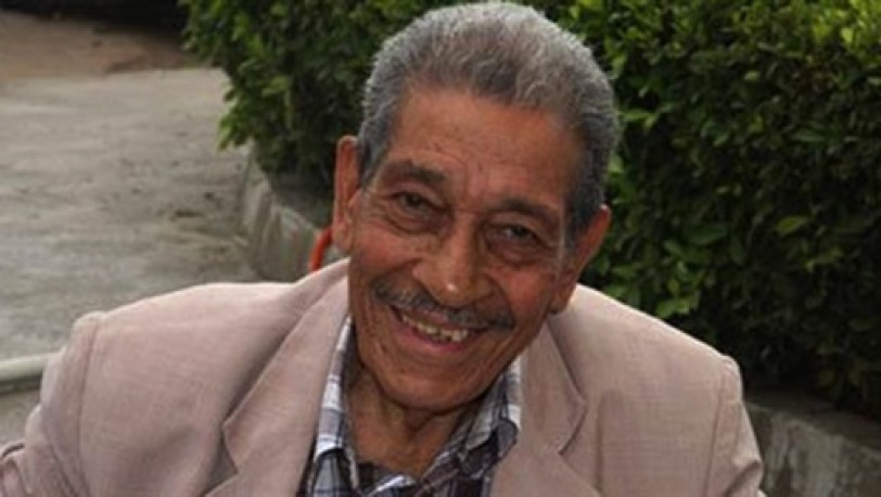 رحيل الكاتب والناقد يوسف الشاروني